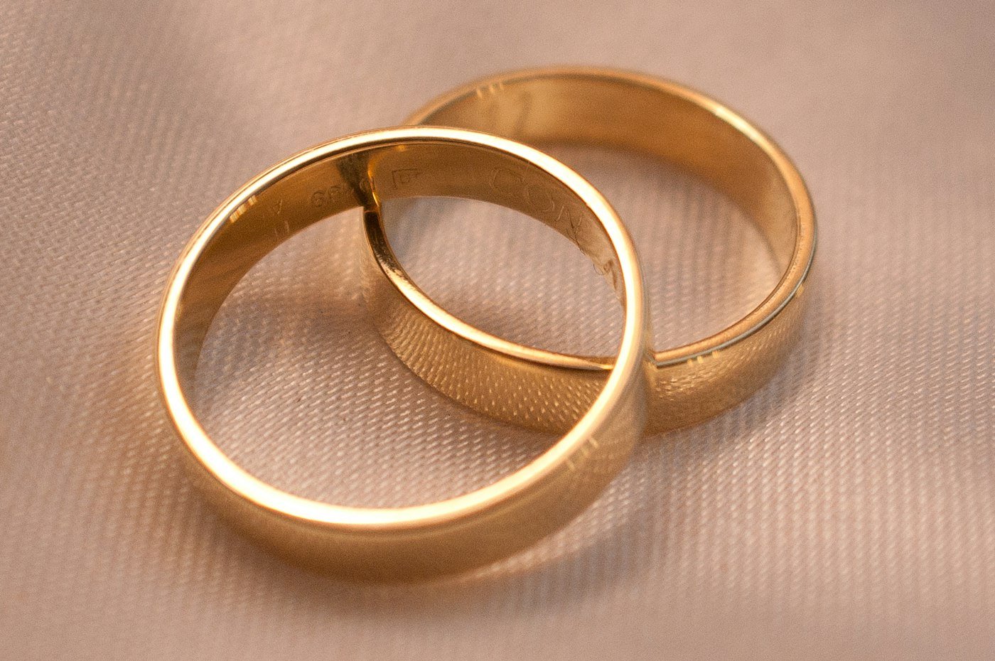 Editorial detail of sterling silver jewelry (demonstration image)
